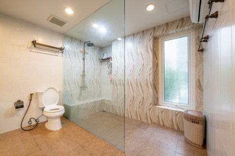 Condominio de 3 dormitorios en Bangkok, Tailandia № 143538 - foto 9