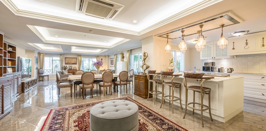 Condominio de 3 dormitorios en Bangkok, Tailandia № 143538