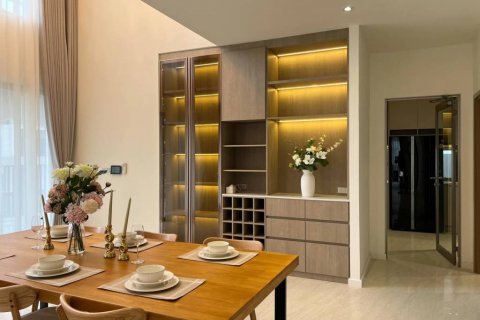 Casa de 4 dormitorios en Pattaya, Tailandia № 124402 - foto 9