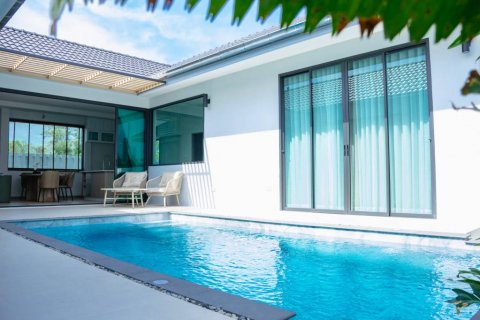 Chalet de 3 dormitorios en Hua Hin, Tailandia № 124401 - foto 2
