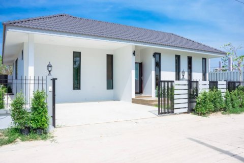 Chalet de 3 dormitorios en Hua Hin, Tailandia № 124401