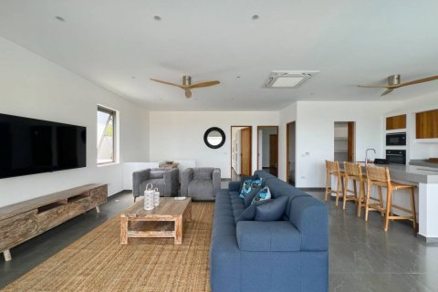 Chalet de 6 dormitorios en Surat Thani, Tailandia № 124404 - foto 7