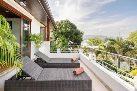 Chalet de 7 dormitorios en Surat Thani, Tailandia № 124399 - foto 10