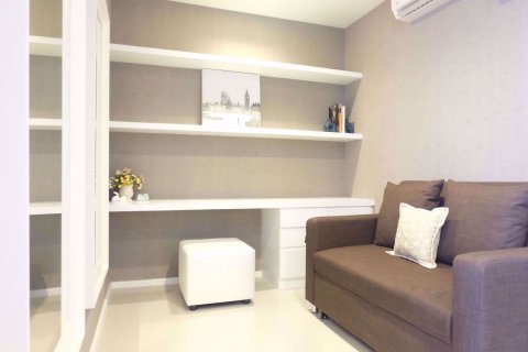 Condominio de 1 dormitorio en Din Daeng, Bangkok, Tailandia № 77099 - foto 6