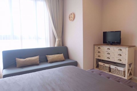 Condominio de 1 dormitorio en Din Daeng, Bangkok, Tailandia № 77099 - foto 2
