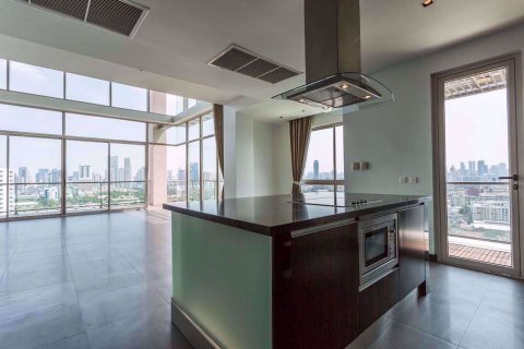 Eigentumswohnung in Yan Nawa, Bangkok, Thailand, 4 Schlafzimmer  № 77098 - Foto 2