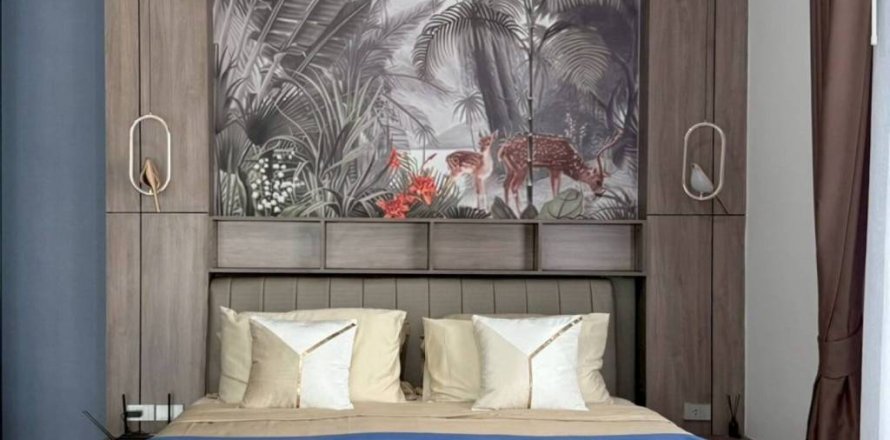 Chalet de 5 dormitorios en Pattaya, Tailandia № 132491