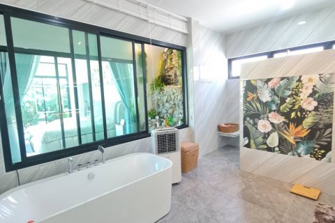 House in Pattaya, Thailand 3 bedrooms № 124195 - photo 20