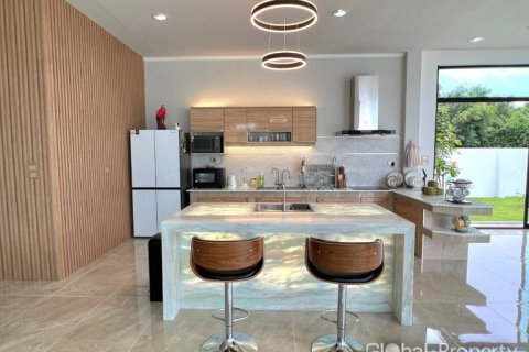 House in Pattaya, Thailand 3 bedrooms № 124195 - photo 13