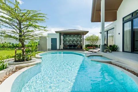 Chalet de 3 dormitorios en Phuket, Tailandia № 126057 - foto 10