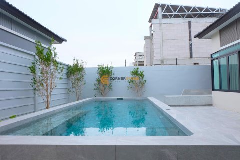 Estudio en Bang Lamung, Tailandia № 120996 - foto 2