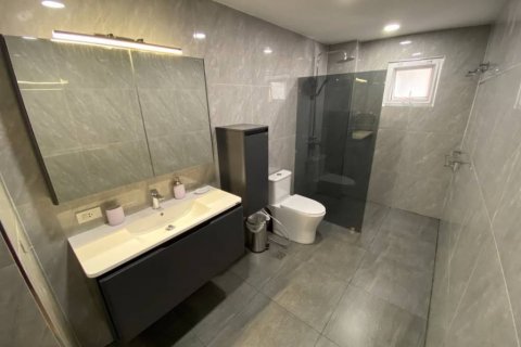 Condominio de 2 dormitorios en Phuket, Tailandia № 124513 - foto 6