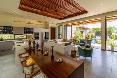 Chalet de 3 dormitorios en Phuket, Tailandia № 124507 - foto 5