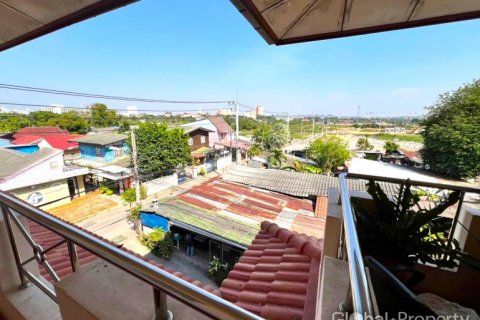 Local comercial en Pattaya, Tailandia № 81846 - foto 3
