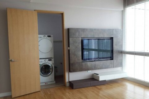 Condominio de 1 dormitorio en Bangkok, Tailandia № 144177 - foto 1