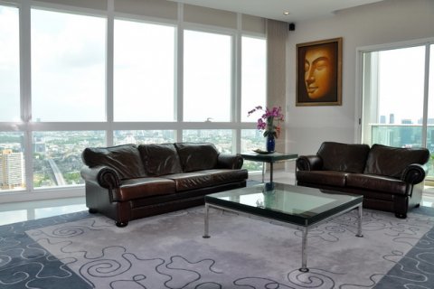 Condominio de 3 dormitorios en Bangkok, Tailandia № 144180 - foto 2
