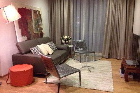 Condo in Bangkok, Thailand, 3 bedrooms № 144179 - photo 10