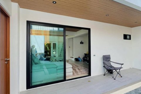 Chalet de 3 dormitorios en Phuket, Tailandia № 124587 - foto 8
