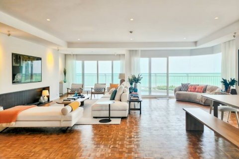 Condominio de 4 dormitorios en Hua Hin, Tailandia № 124592 - foto 5