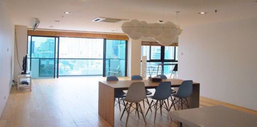 Condominio de 2 dormitorios en Watthana, Bangkok, Tailandia № 76791