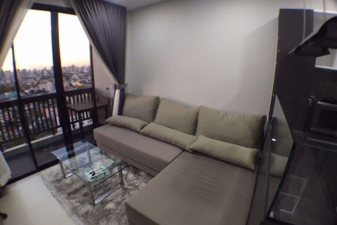 Condominio de 1 dormitorio en Watthana, Bangkok, Tailandia № 76795 - foto 2