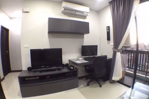 Condominio de 1 dormitorio en Watthana, Bangkok, Tailandia № 76795 - foto 4