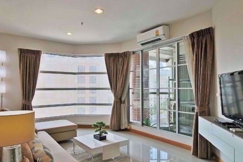 Condominio de 2 dormitorios en Khlong Toei, Bangkok, Tailandia № 76793 - foto 2