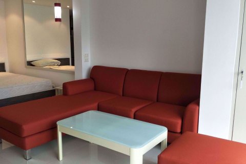 Estudio en el condominio en Watthana, Bangkok, Tailandia № 76792 - foto 2