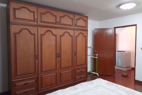 Condominio de 1 dormitorio en Watthana, Bangkok, Tailandia № 76789 - foto 11