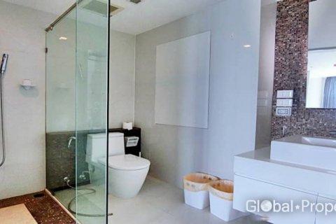 Condominio de 3 dormitorios en Pattaya, Tailandia № 100704 - foto 14