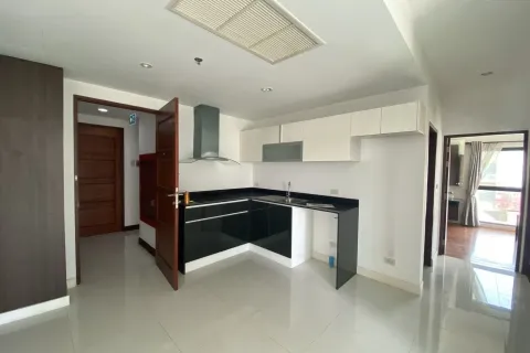 Condominio de 2 dormitorios en Pattaya, Tailandia № 173873 - foto 3