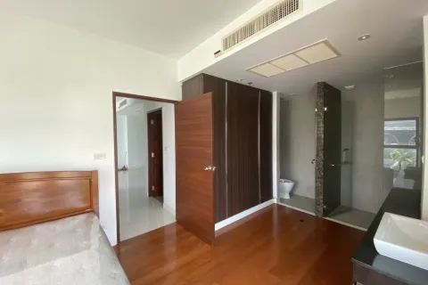 Condominio de 2 dormitorios en Pattaya, Tailandia № 173873 - foto 2
