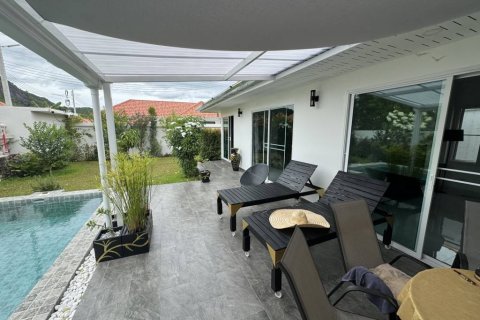 Chalet de 2 dormitorios en Pran Buri, Tailandia № 144605 - foto 10