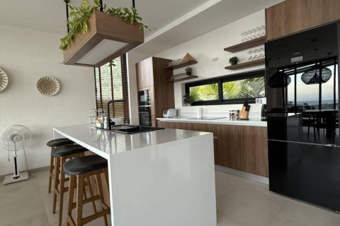 Chalet de 6 dormitorios en Surat Thani, Tailandia № 144603 - foto 9