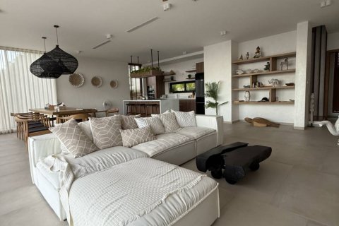 Chalet de 6 dormitorios en Surat Thani, Tailandia № 144603 - foto 6