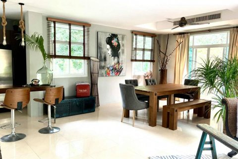 Chalet de 4 dormitorios en Phuket, Tailandia № 144606 - foto 7