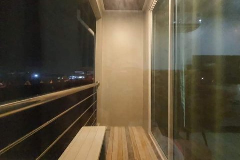 Chalet de 6 dormitorios en Pattaya, Tailandia № 82114 - foto 4