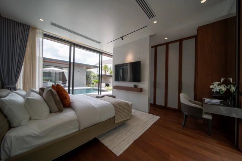Chalet de 4 dormitorios en Chalong, Tailandia № 71633 - foto 5