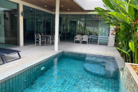 Chalet de 3 dormitorios en Rawai, Tailandia № 71542 - foto 12