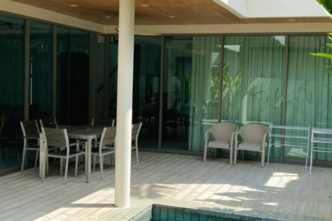 Chalet de 3 dormitorios en Rawai, Tailandia № 71542 - foto 15