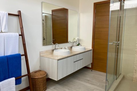 Chalet de 3 dormitorios en Rawai, Tailandia № 71542 - foto 13