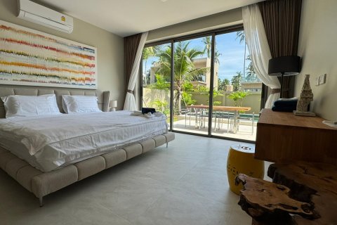 Casa de 4 dormitorios en Ko Samui, Tailandia № 126786 - foto 12