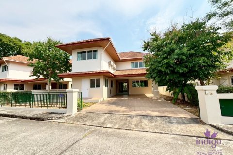 Casa de 3 dormitorios en San Sai, Tailandia № 124200 - foto 2