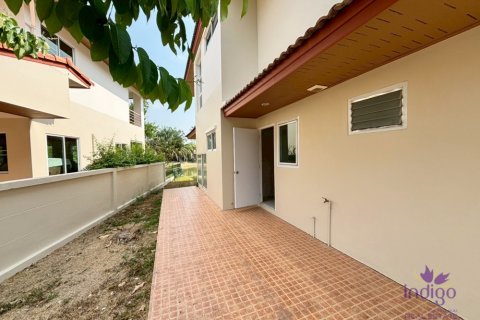 Casa de 3 dormitorios en San Sai, Tailandia № 124200 - foto 18