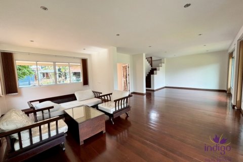 Casa de 3 dormitorios en San Sai, Tailandia № 124200 - foto 3