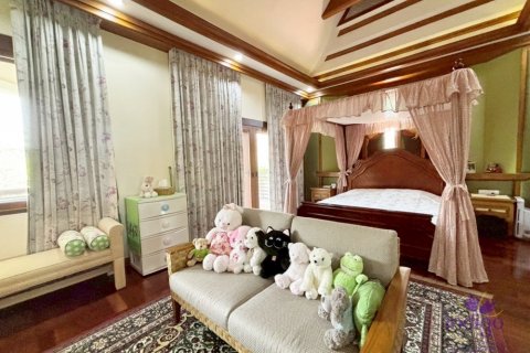 Casa de 4 dormitorios en Chiang Mai, Tailandia № 124201 - foto 19
