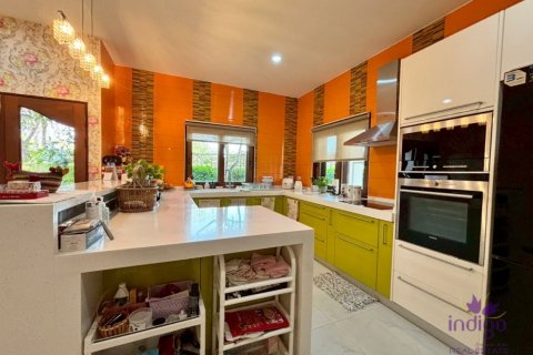 Casa de 4 dormitorios en Chiang Mai, Tailandia № 124201 - foto 9