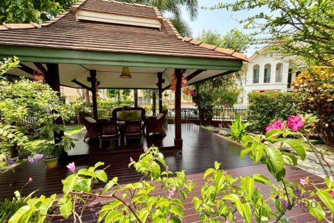 Casa de 4 dormitorios en Chiang Mai, Tailandia № 124201 - foto 3