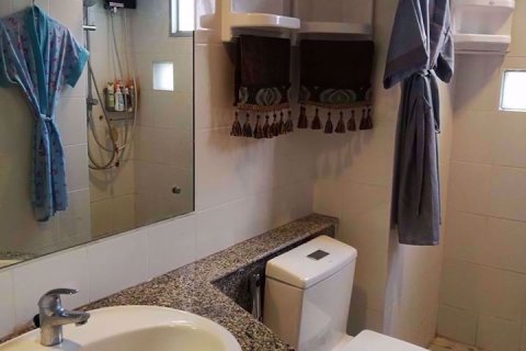 Condominio de 2 dormitorios en Ratchathewi, Bangkok, Tailandia № 77008 - foto 12