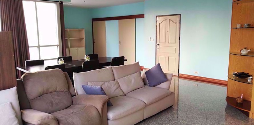 Condominio de 2 dormitorios en Ratchathewi, Bangkok, Tailandia № 77008